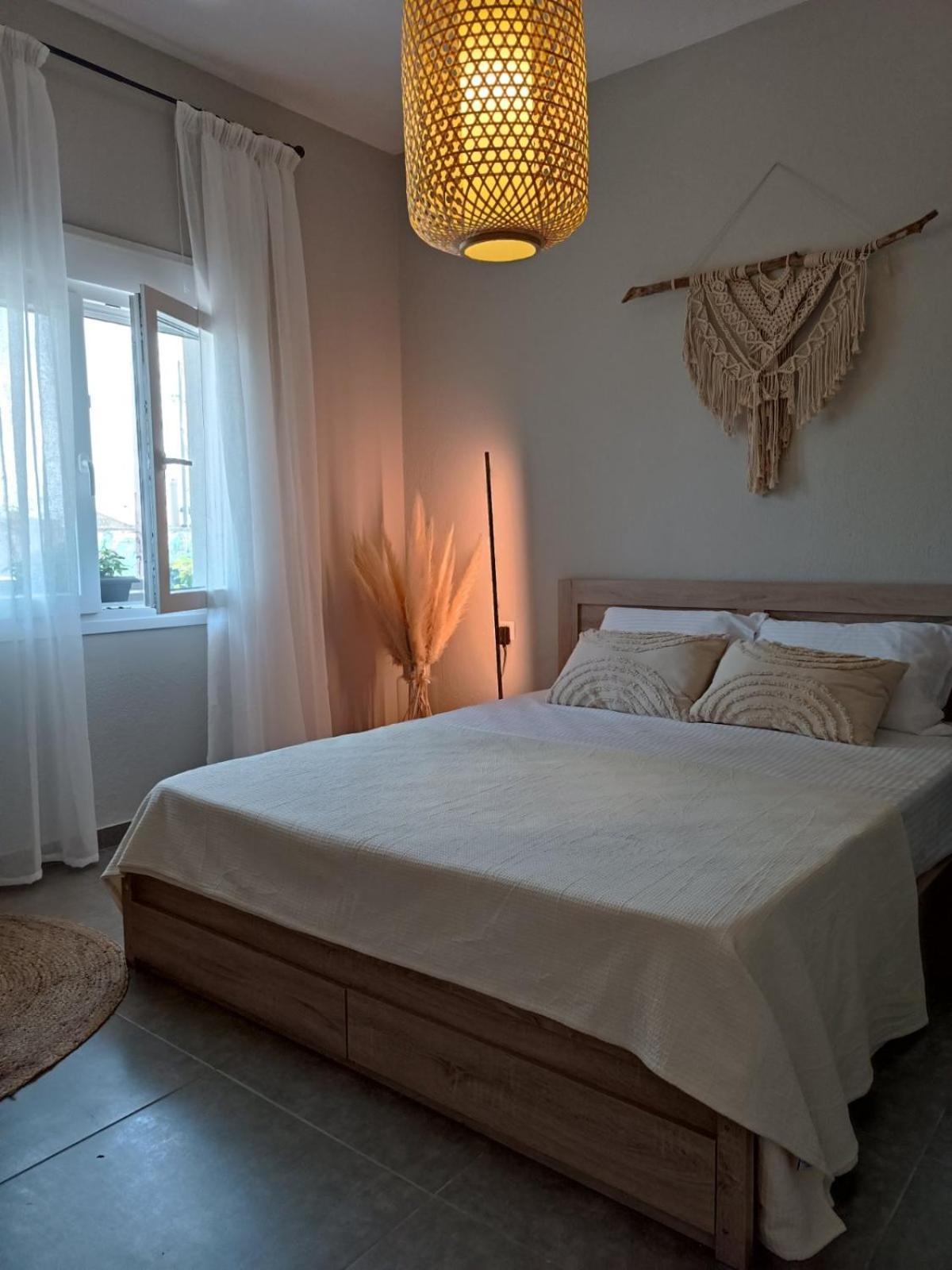 Sophia's Coastal Retreat